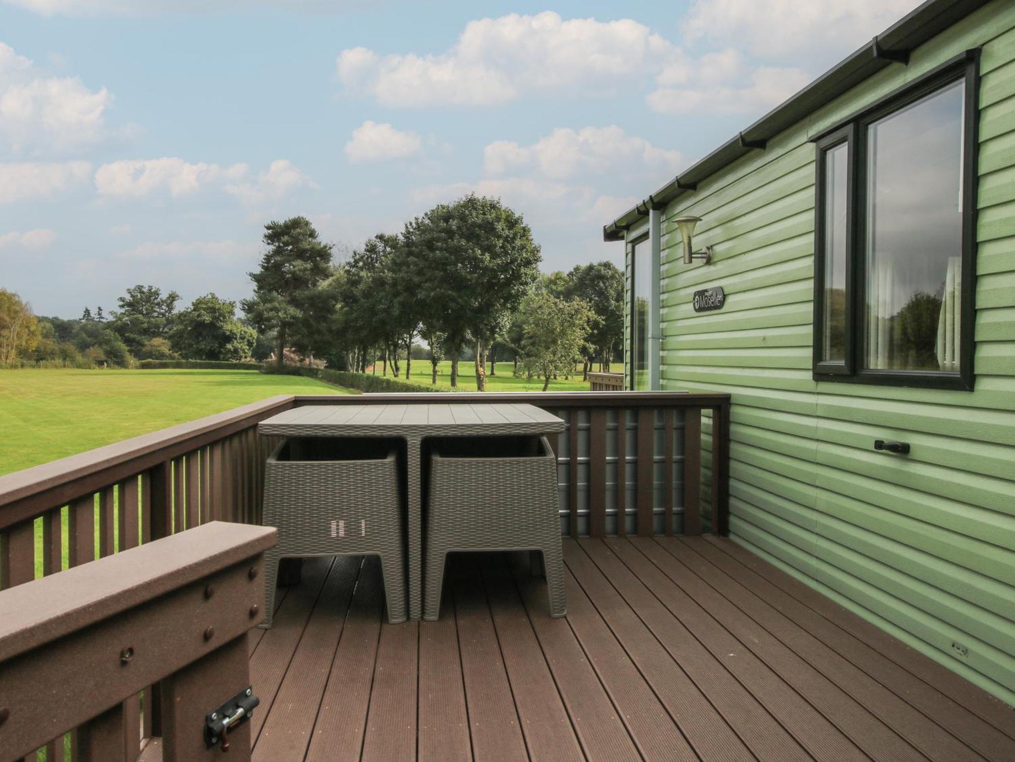 Swan Villa Leominster Exterior photo